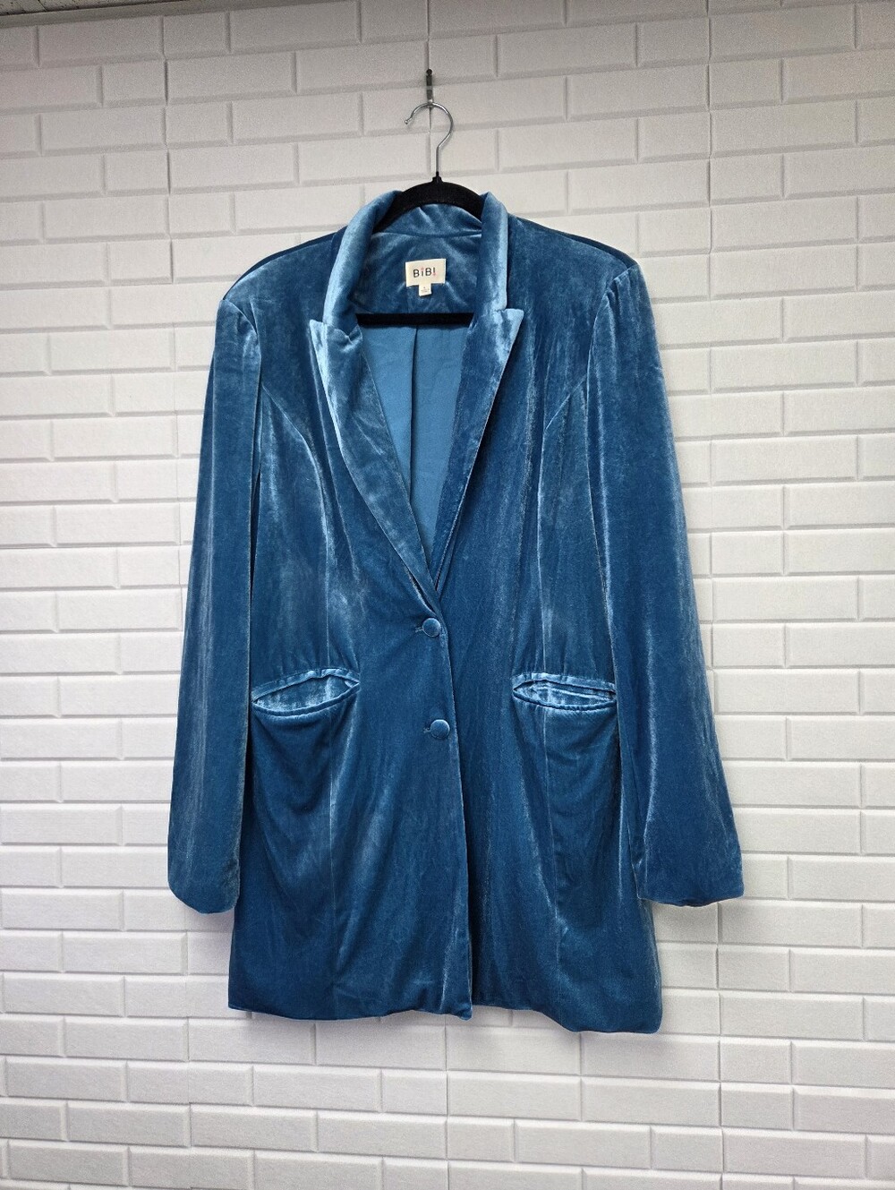 BiBi Gorgeous Velvet Long Teal Blue Blazer Jacket Glam Office Party Holiday Lrg.